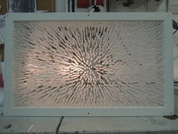 Dettaglio di una plafoniera artistica
